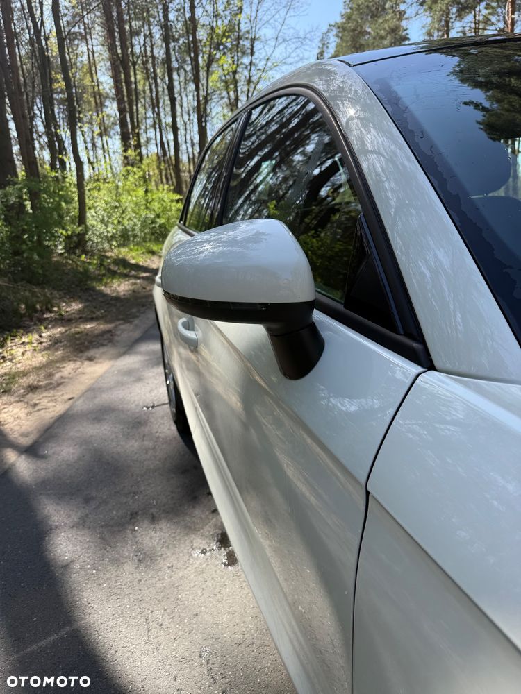 Audi A1 Sportback 1.6 TDI S line edition - 11