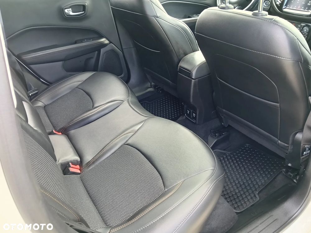 Jeep Compass 1.4 MultiAir Limited - 16