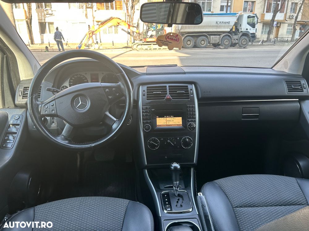 Mercedes-Benz B 200 - 5