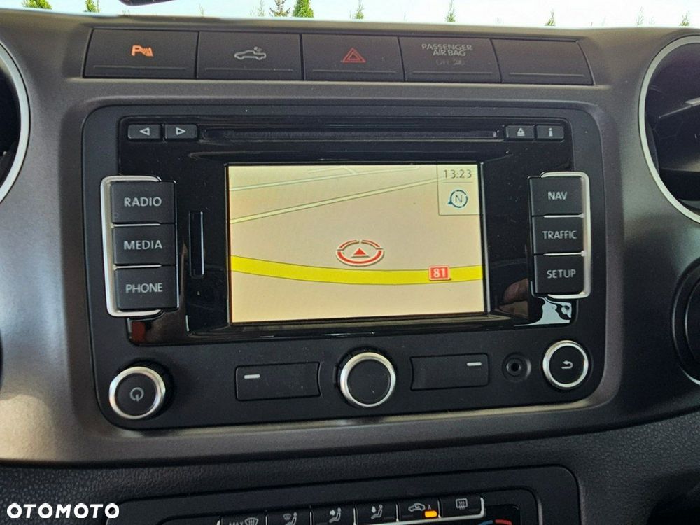 Volkswagen Amarok - 17