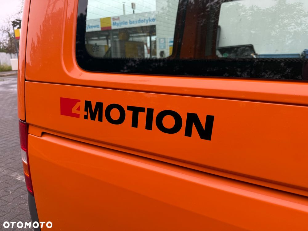 Volkswagen Transporter T5 TDI L1H1 4Motion - 9