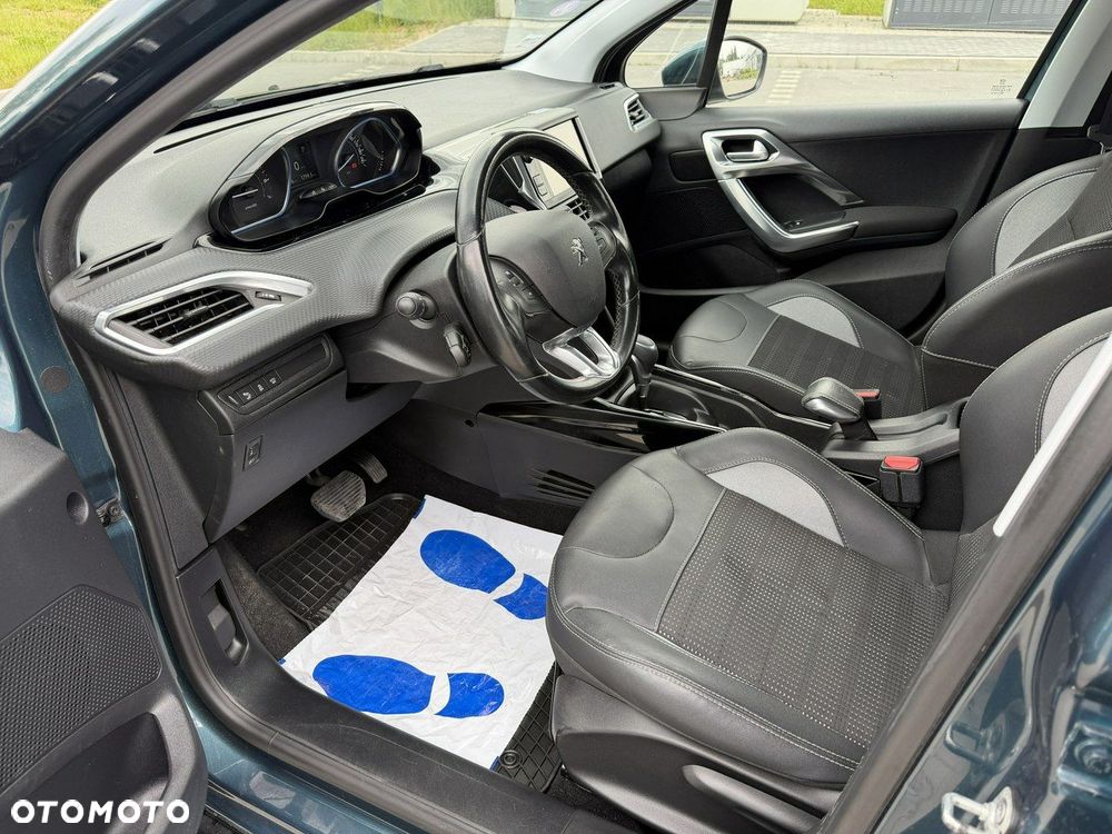Peugeot 2008 PureTech 110 Stop&Start EAT6 Allure - 18