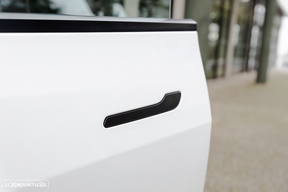 Tesla Model Y Long Range Tração Integral - 9
