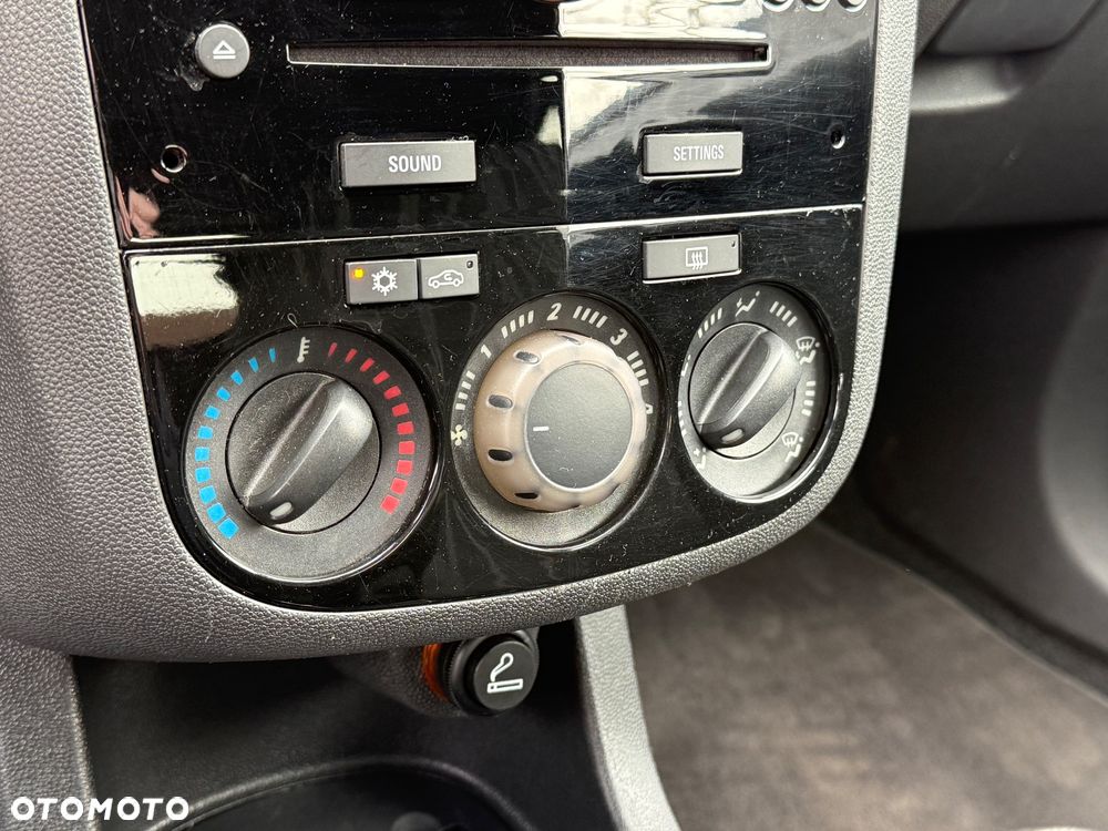 Opel Corsa 1.2 16V 111 - 22