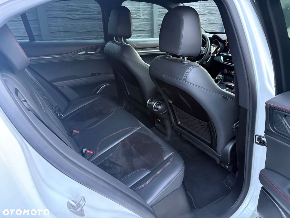 Alfa Romeo Stelvio 2.9 V6 Bi-Turbo Quadrifoglio Q4 - 10