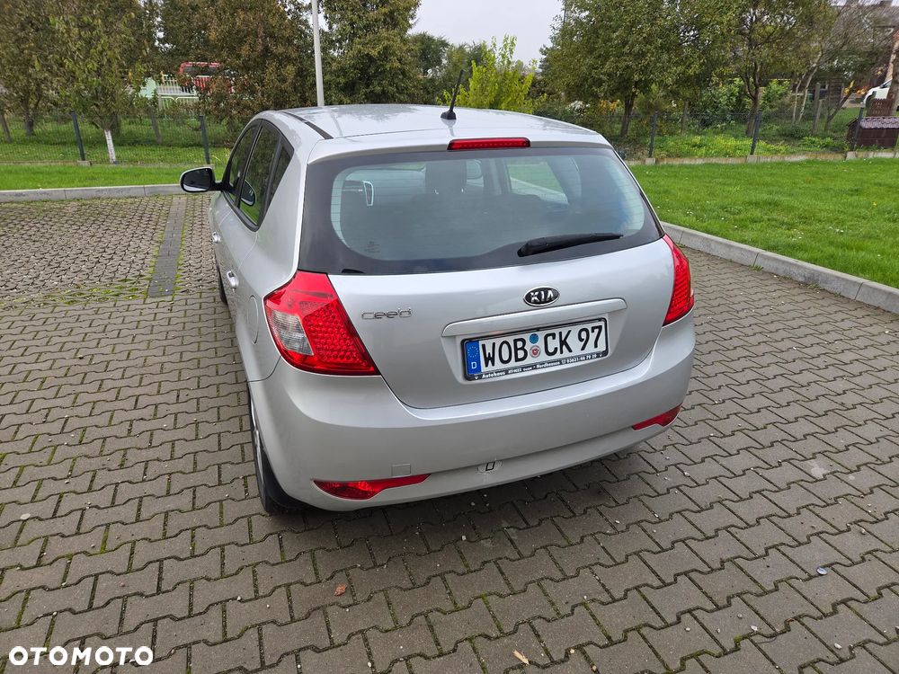 Kia Ceed Cee'd 1.4 Comfort - 9