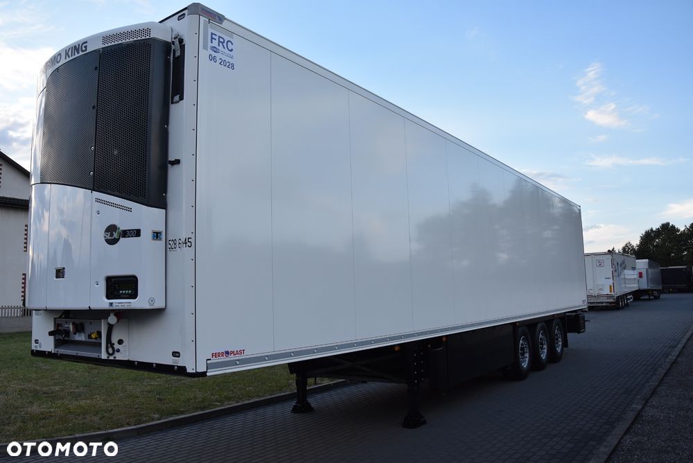 Schmitz Cargobull CHŁODNIA THERMOKING SLX PRZEBIEG 90 TYS KM / 4 RYGLE / OŚ PODNOSZONA / PALECIARA / ELEKTRYKA / STAN IDELNY JAK NOWY ! - 3
