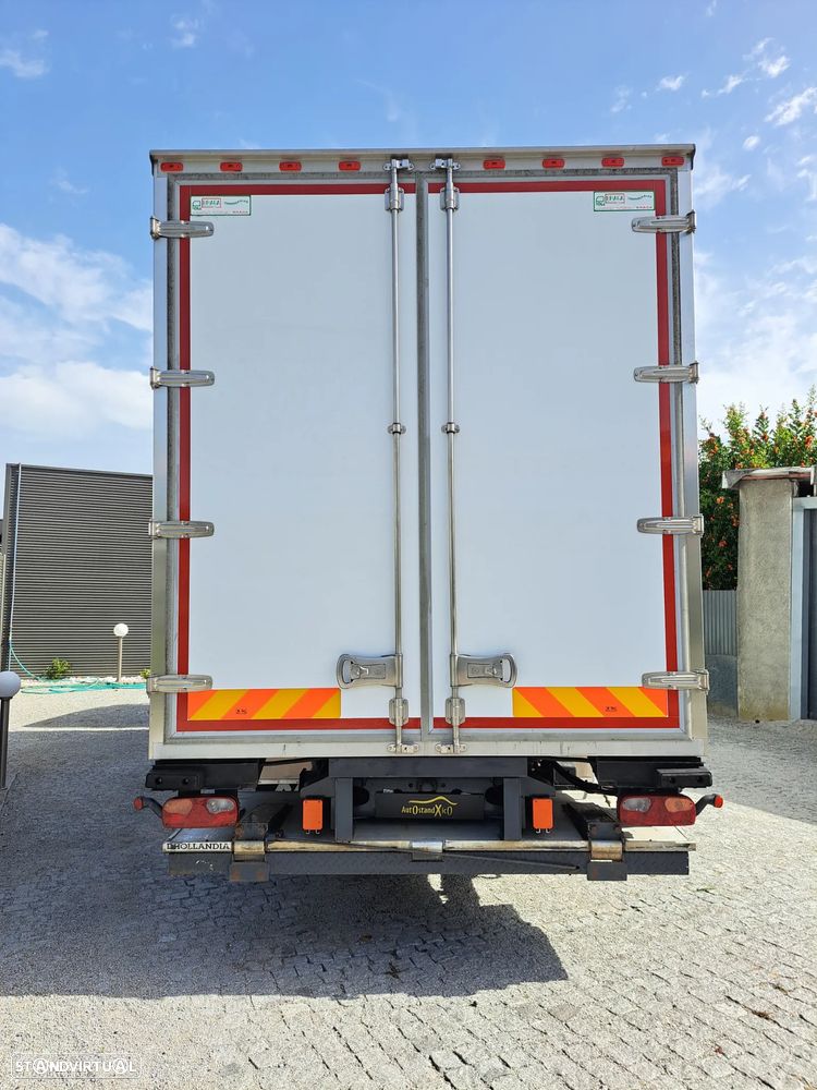 Mercedes Benz Actros 1840 Bluetec 6 18TN c/ Plataforma - 22
