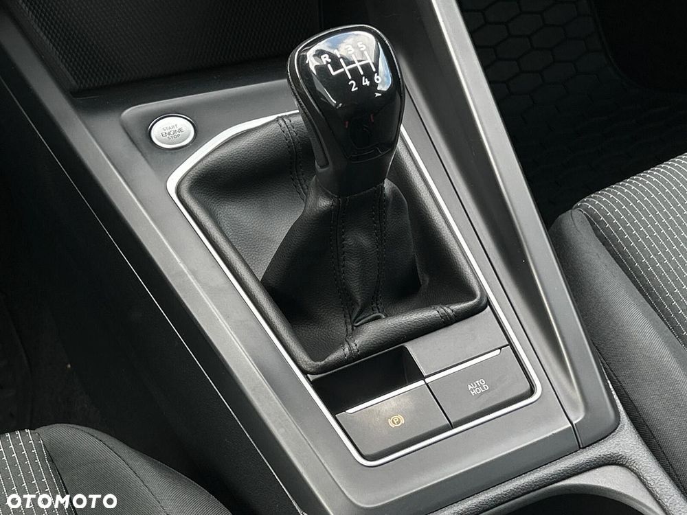 Volkswagen Golf VIII 2.0 TDI - 24
