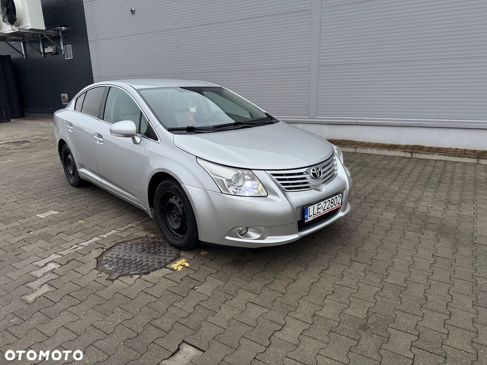 Toyota Avensis 2.0 D-4D - 3