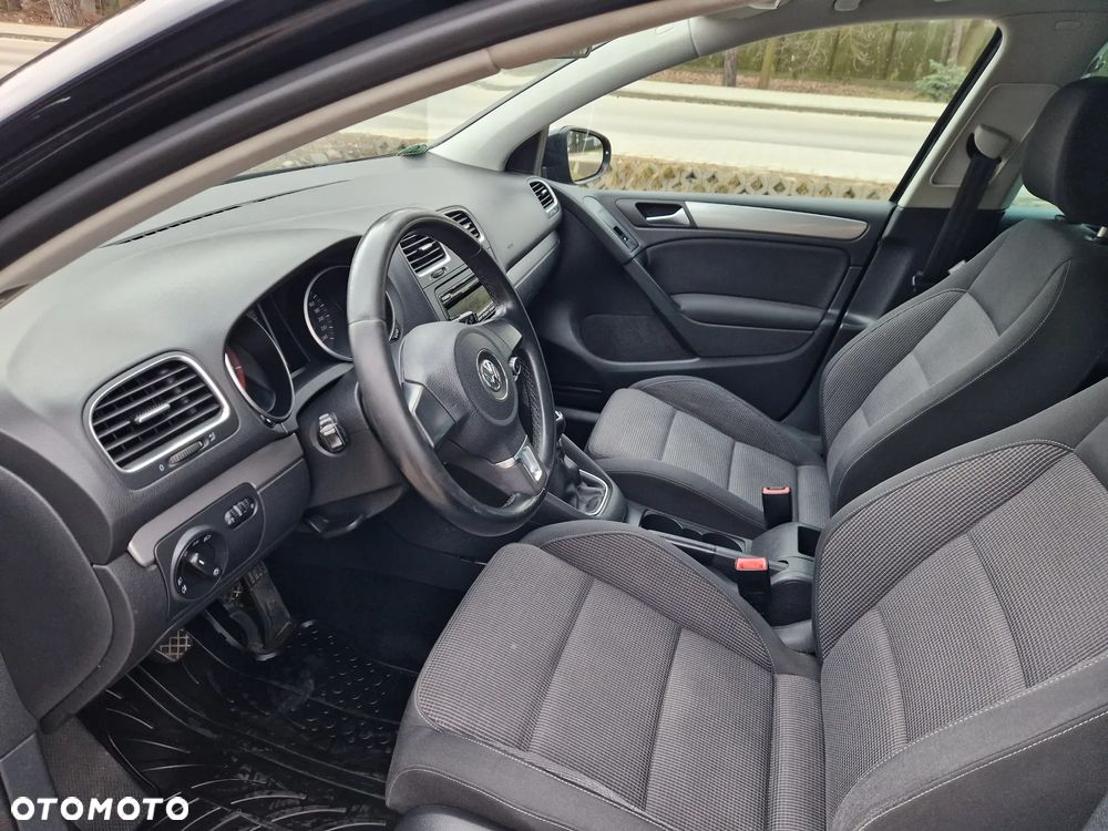 Volkswagen Golf - 19