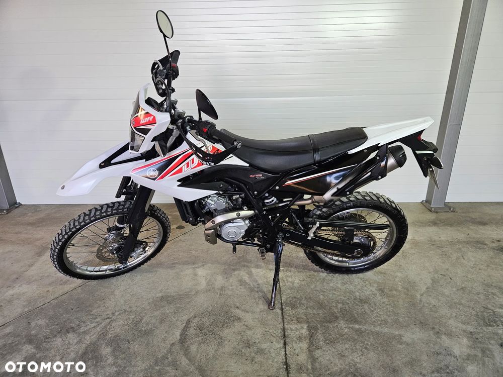 Yamaha WR - 9