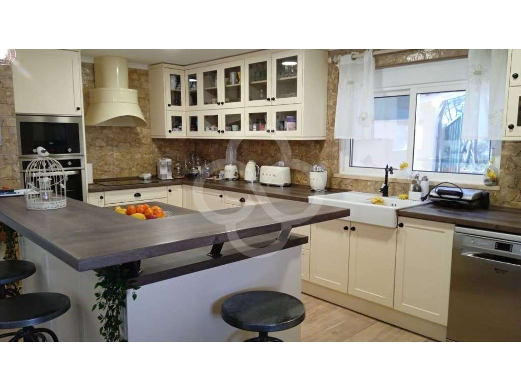 Moradia independente em Odrinhas São João das Lampas e Terrugem Sintra - Grande imagem: 2/32