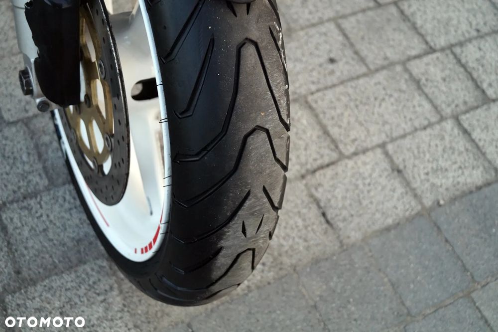 Suzuki GSX-R - 12