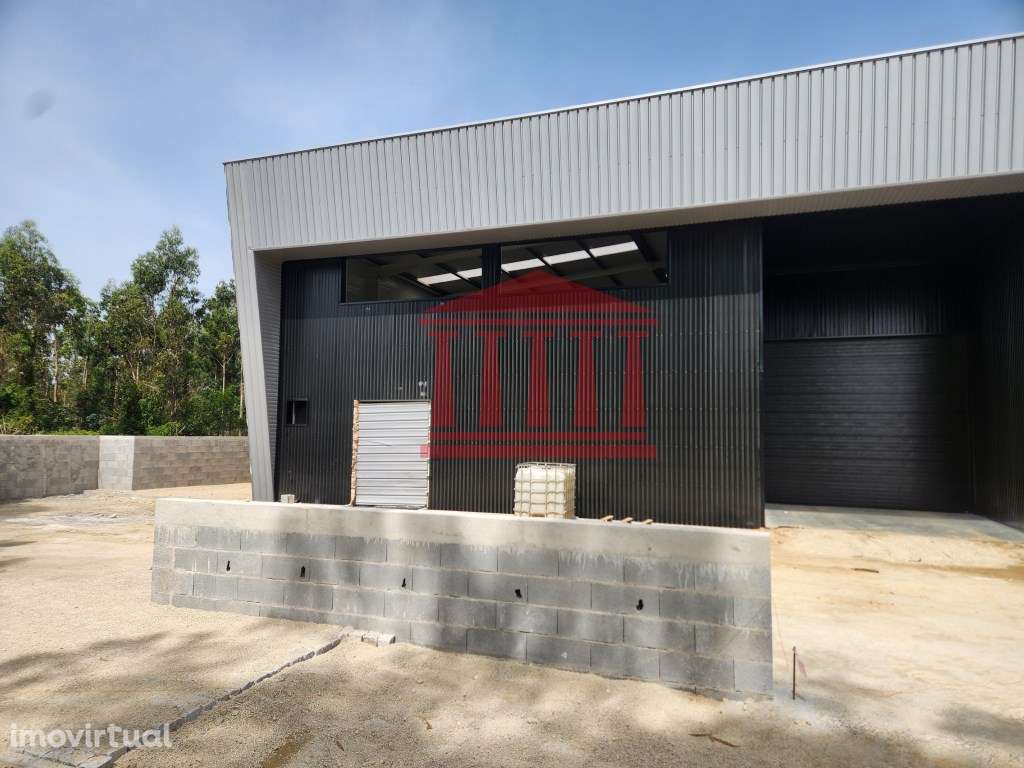 PAVILHÃO INDUSTRIAL - Grande imagem: 2/8