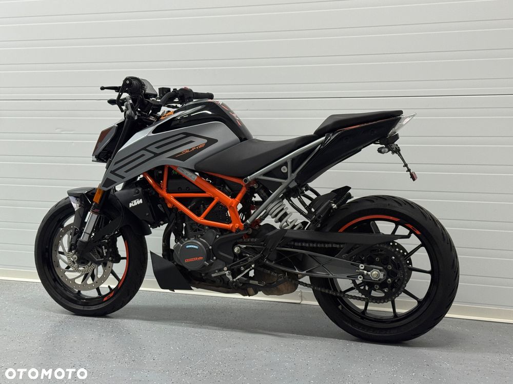 KTM Duke - 12
