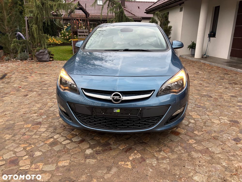 Opel Astra 1.4 T Cosmo S&S EU6 - 11