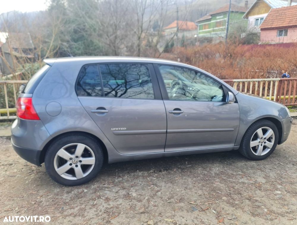 Volkswagen Golf 1.4 TSI Comfortline - 1