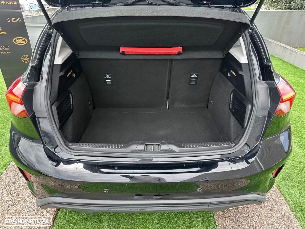 Ford Focus 1.0 EcoBoost S&S TITANIUM - 20