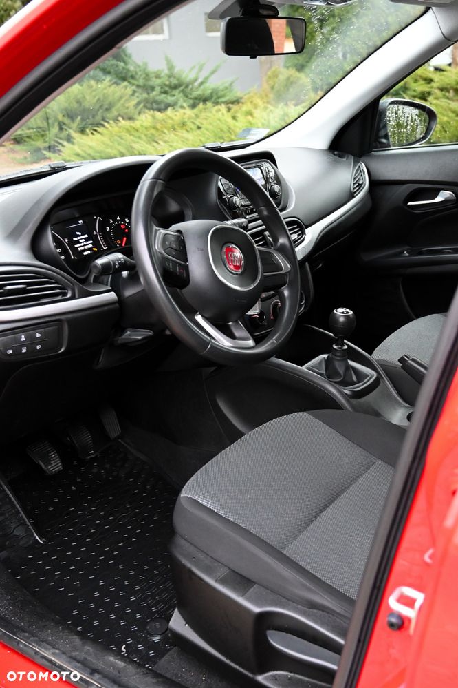 Fiat Tipo 1.4 16v Easy EU6d - 9