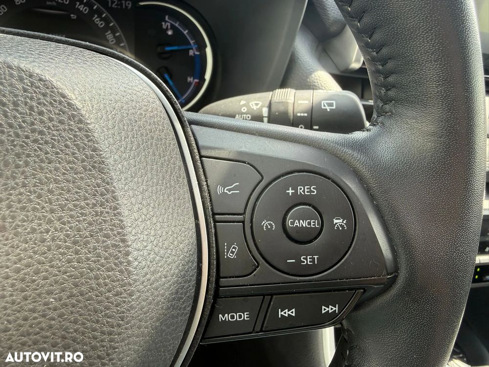 Toyota RAV4 2.5 VVT-iE 4x4 Luxury Premium - 13