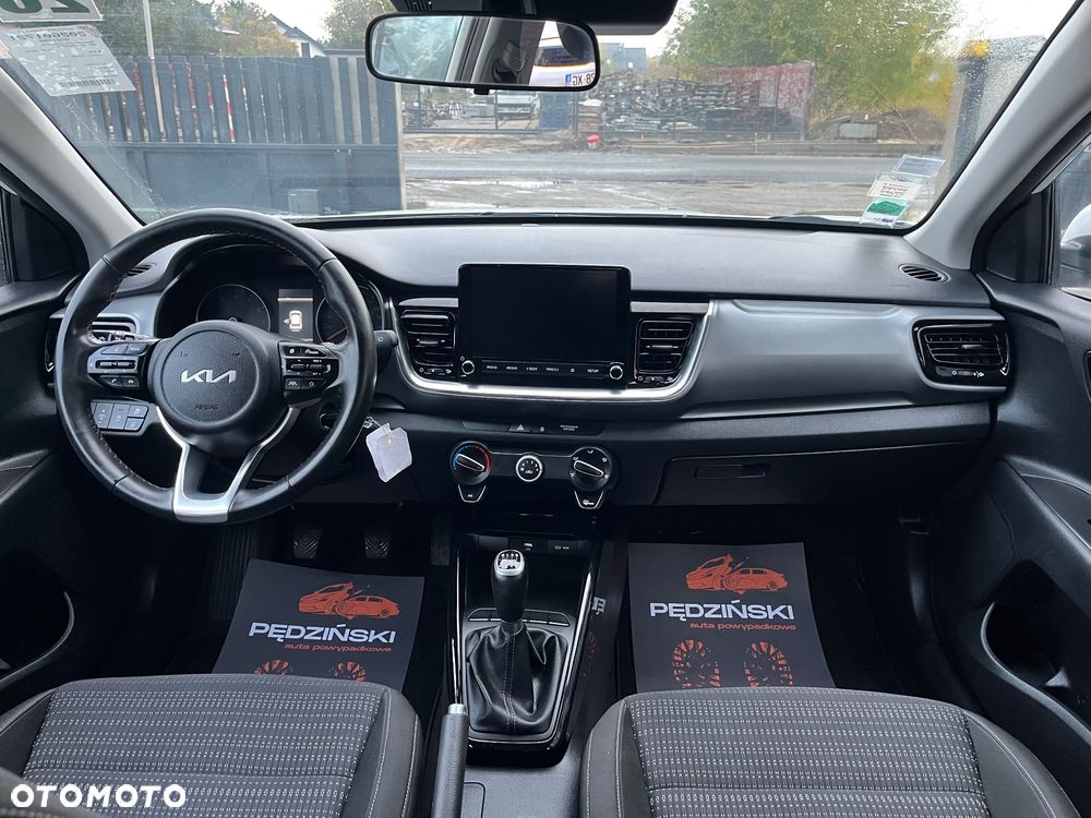 Kia Stonic - 8