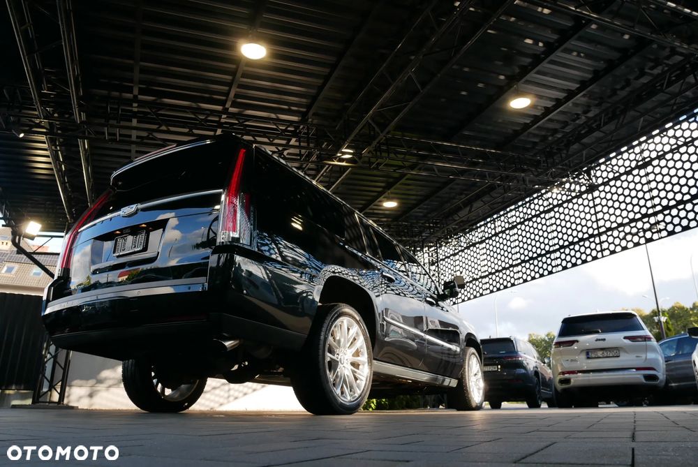 Cadillac Escalade 6.2 V8 ESV Platinum - 40
