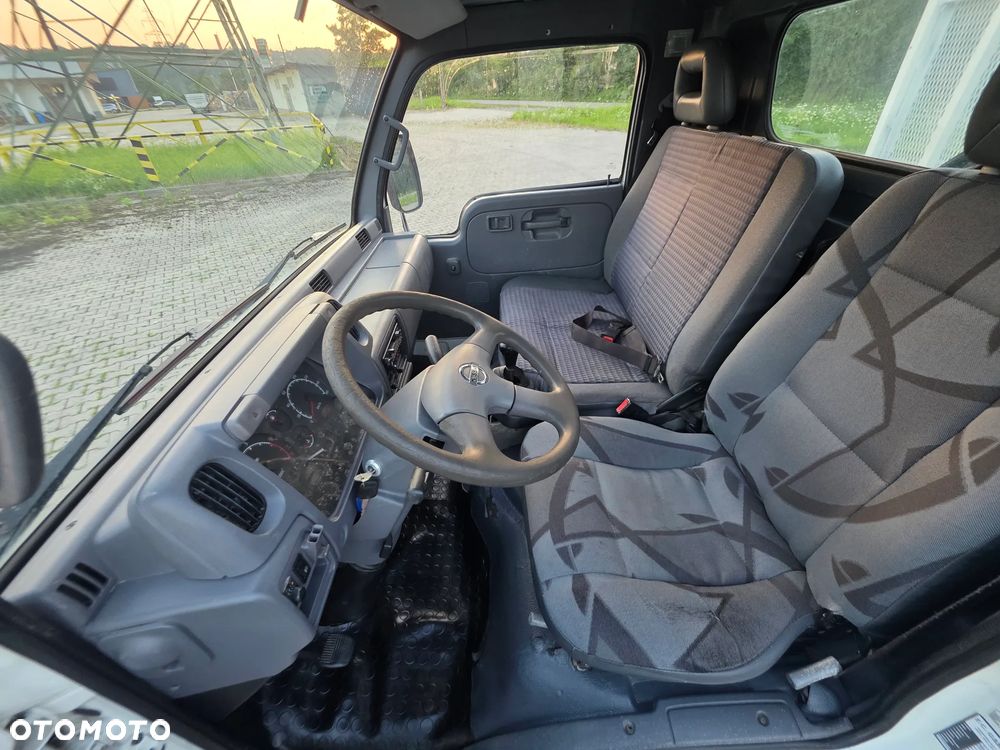 Nissan Cabstar 35.13 Skrzynia 4.20 M + HDS 1.5 Tony ! HMF K2(B3) 9.20 M Wysięgu  ! Super Stan  ! - 36
