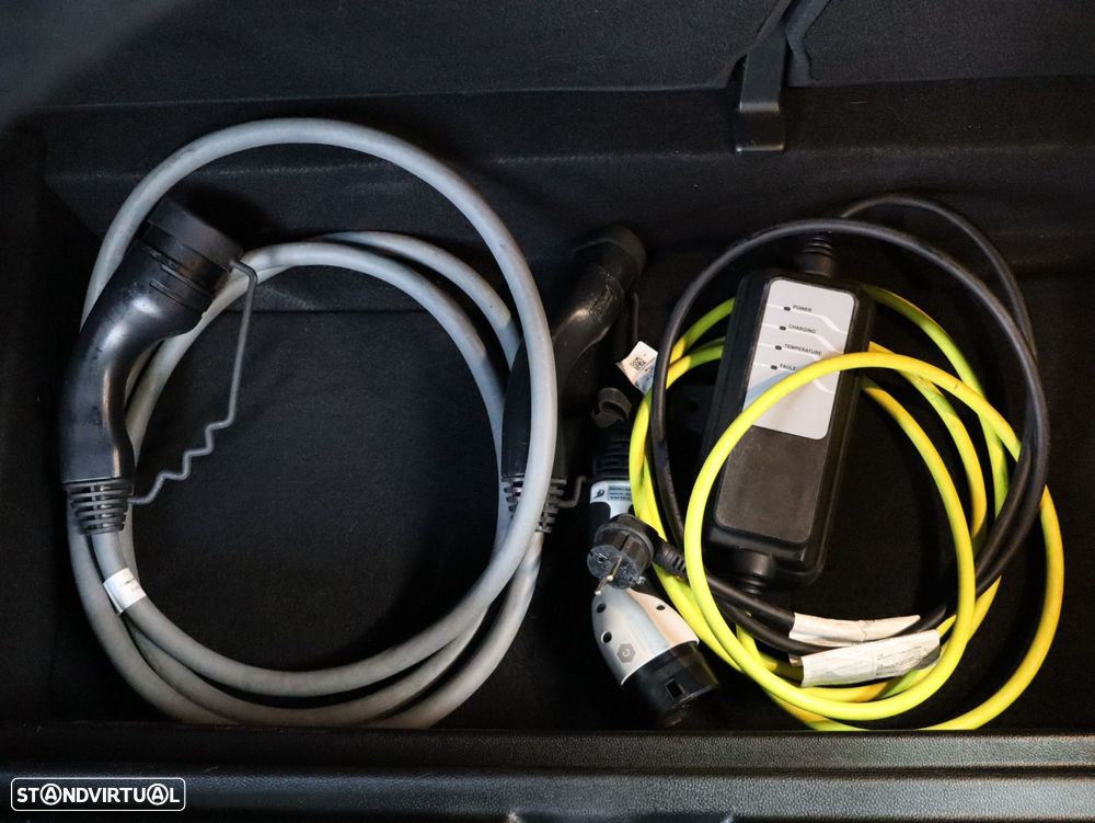 MINI 3 Portas Cooper SE Premium Essential - 18