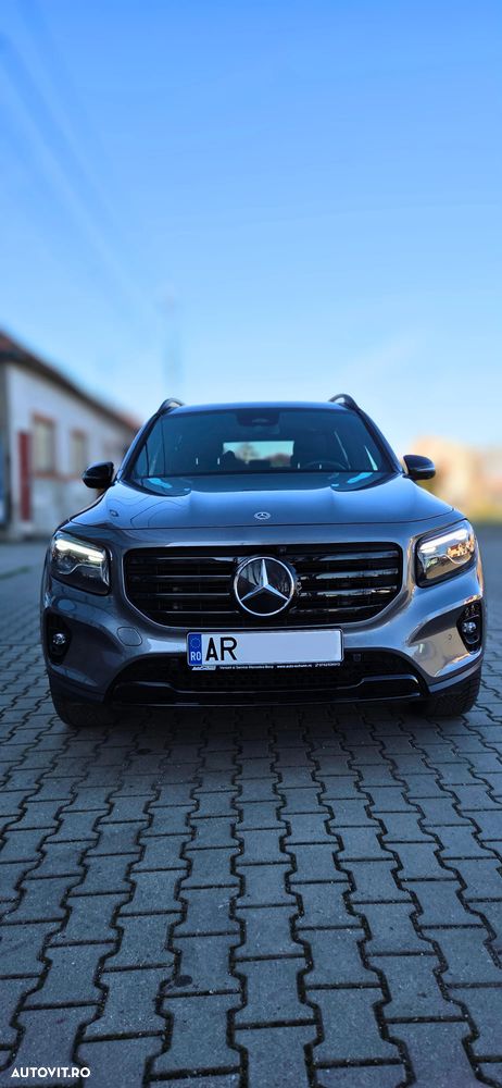 Mercedes-Benz GLB - 1