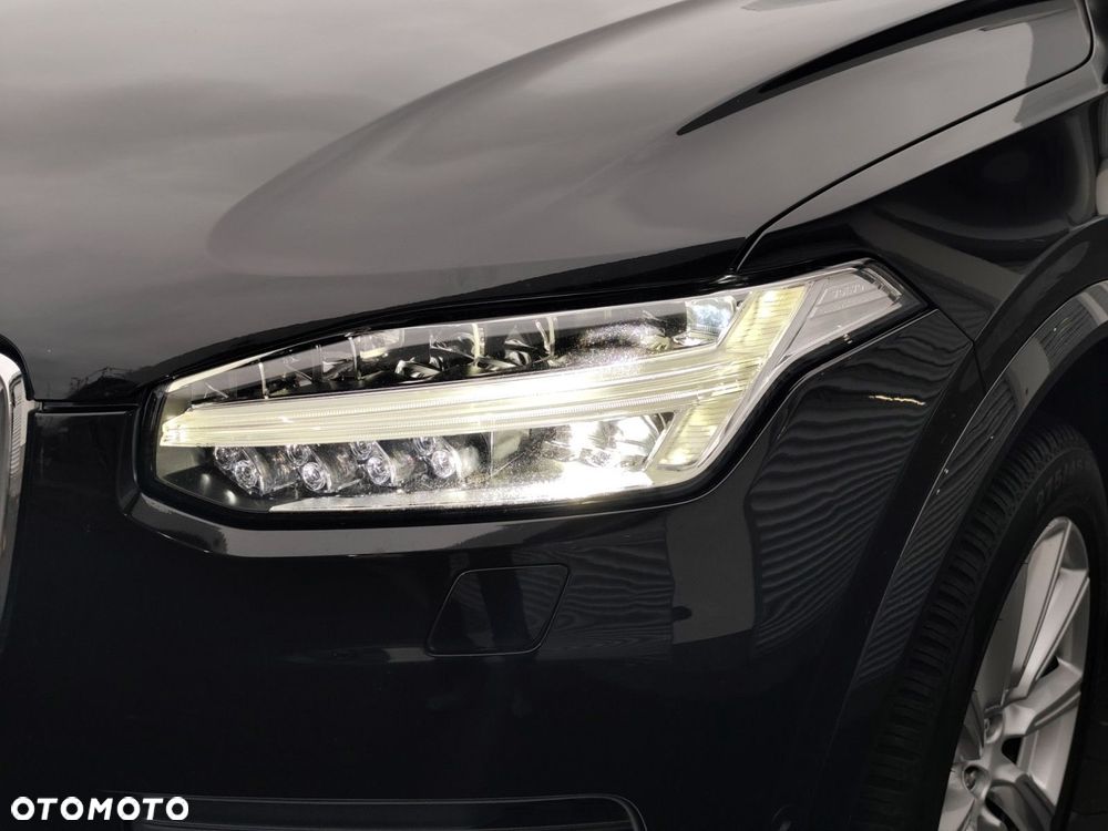 Volvo XC 90 - 10