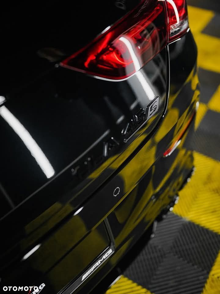 Mercedes-Benz CLA - 16