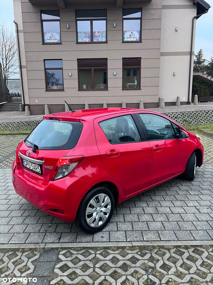 Toyota Yaris 1.0 Luna EU5 - 3