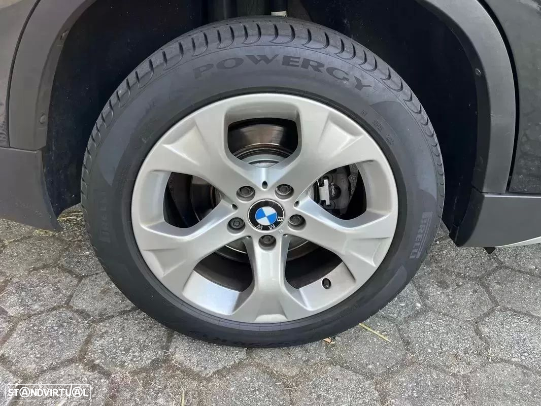 BMW X1 18 d sDrive - 7