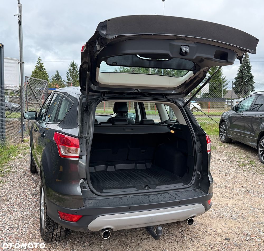 Ford Kuga - 36