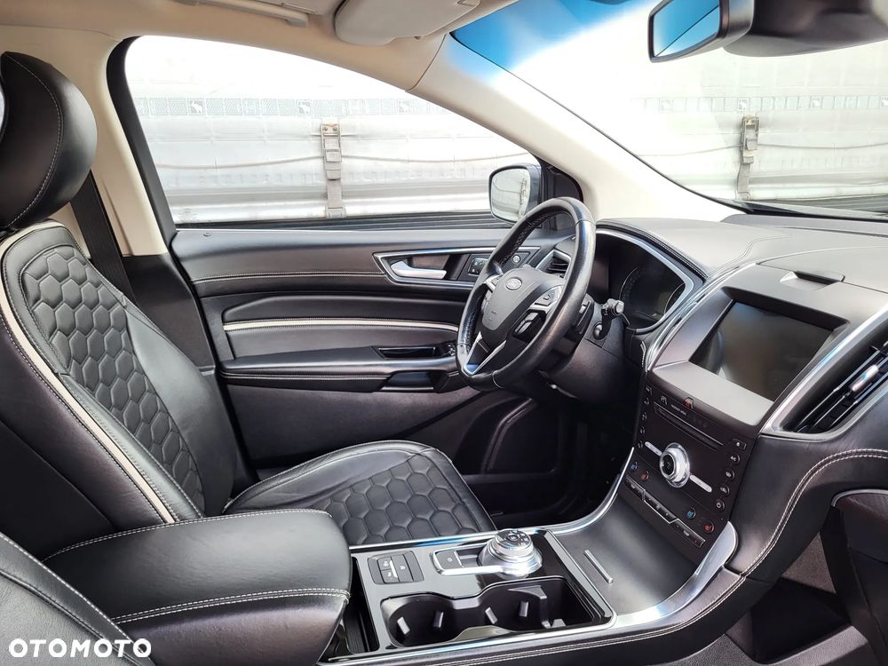 Ford Edge 2.0 EcoBlue Bi-Turbo 4x4 Vignale - 32