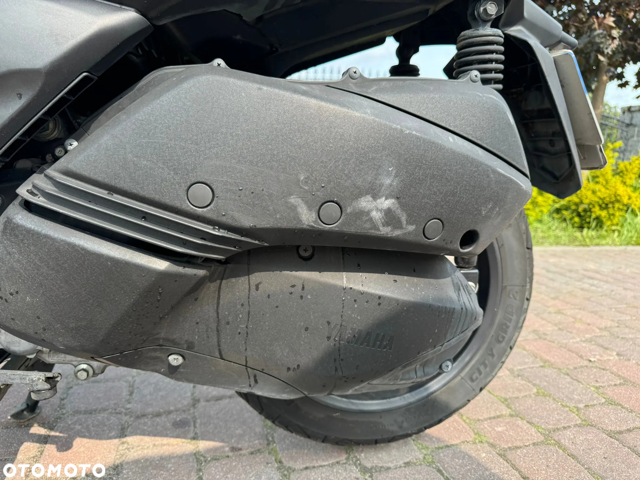 Yamaha X-max - 16
