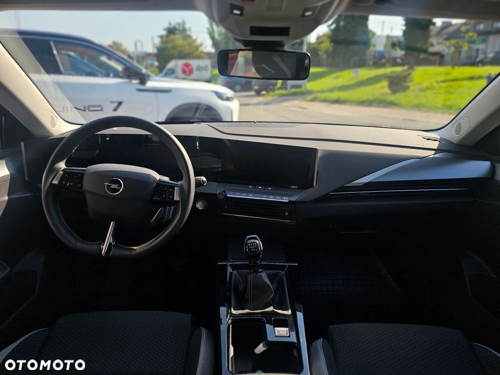 Opel Astra VI 1.2 T Edition S&S - 11