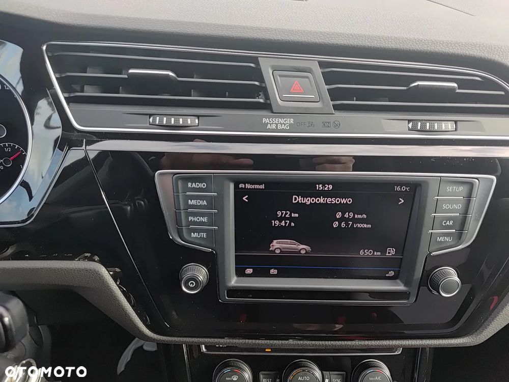 Volkswagen Touran 1.4 TSI BMT Highline - 34