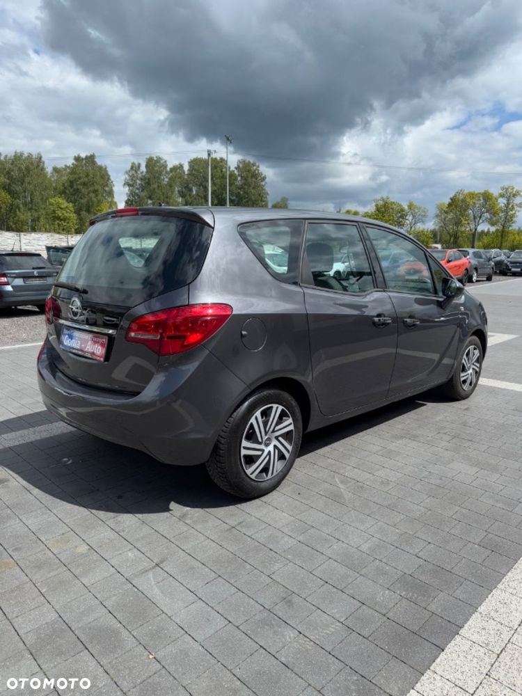 Opel Meriva - 9