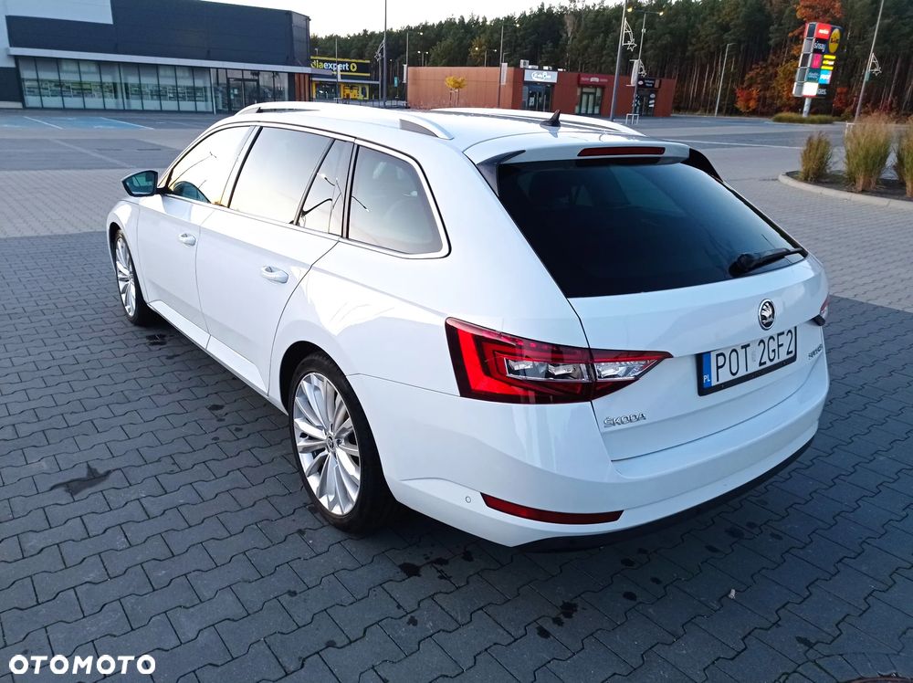 Skoda Superb 2.0 TDI Style - 13
