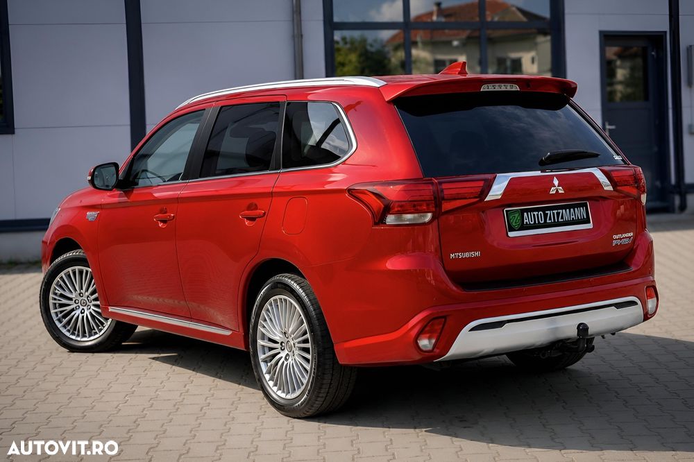 Mitsubishi Outlander 2.4 4WD Diamant+ - 3