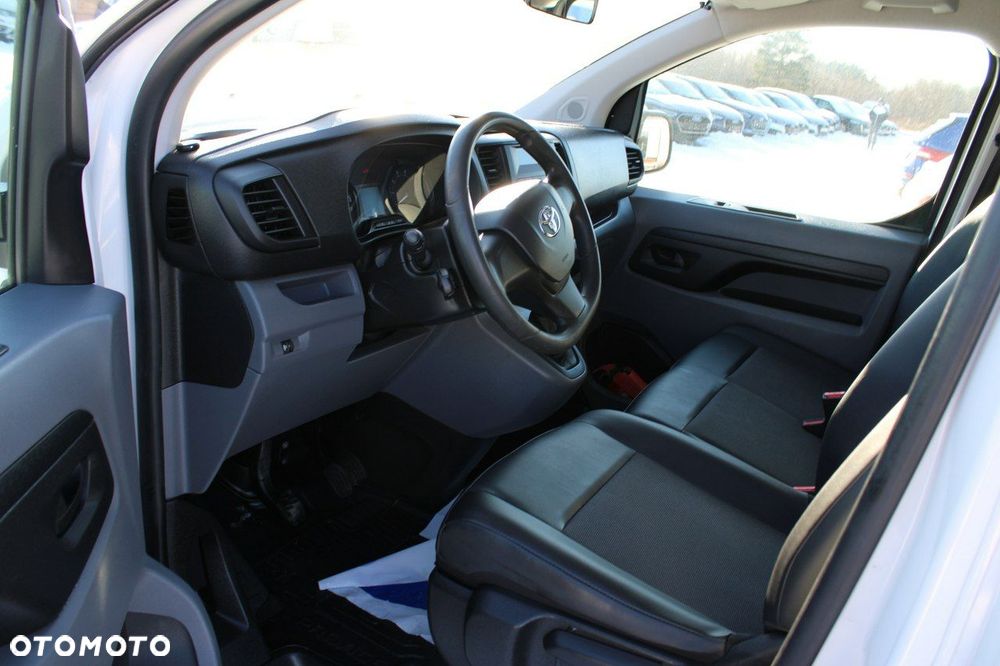 Toyota ProAce - 13