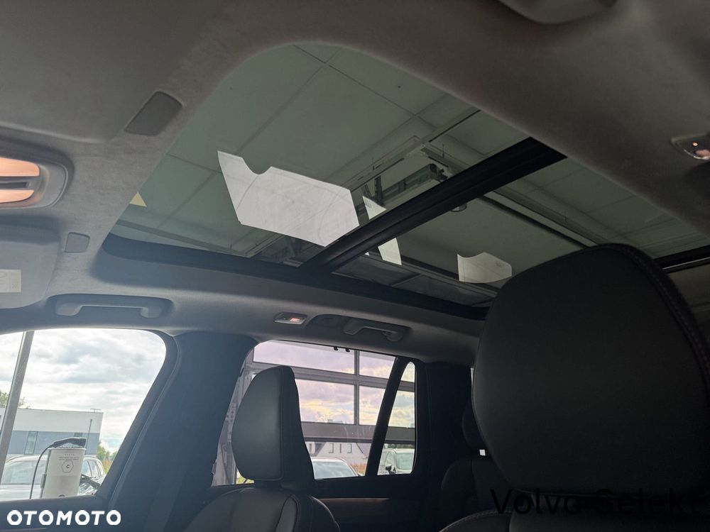 Volvo XC 90 - 23
