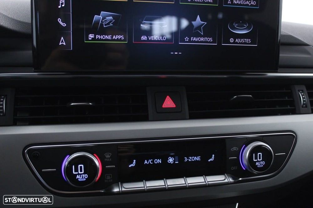 Audi A4 Avant 35 TDI S line S tronic - 29