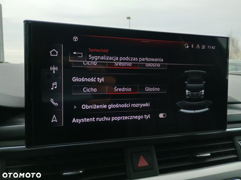 Audi A4 Allroad - 32