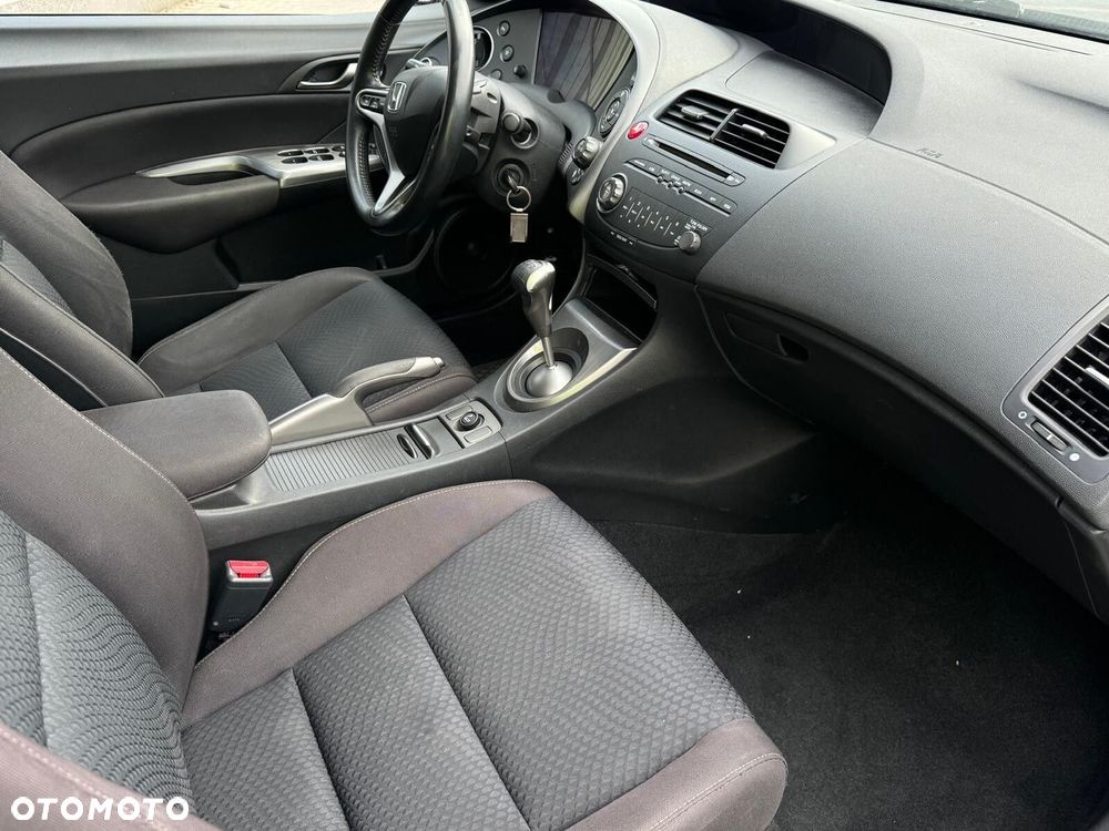 Honda Civic 1.4 Comfort - 24