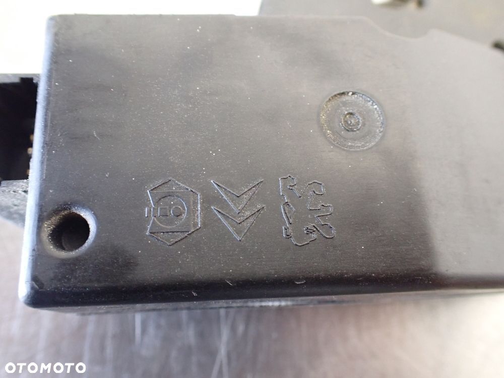 ZAMEK KLAPY BAGAŻNIKA CITROEN C5 LIFT 1.7 9652483180 - 7