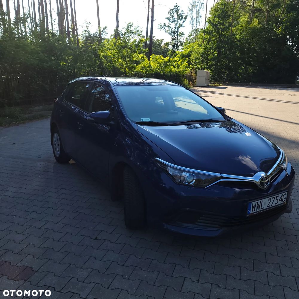 Toyota Auris 1.33 VVT-i Active - 4