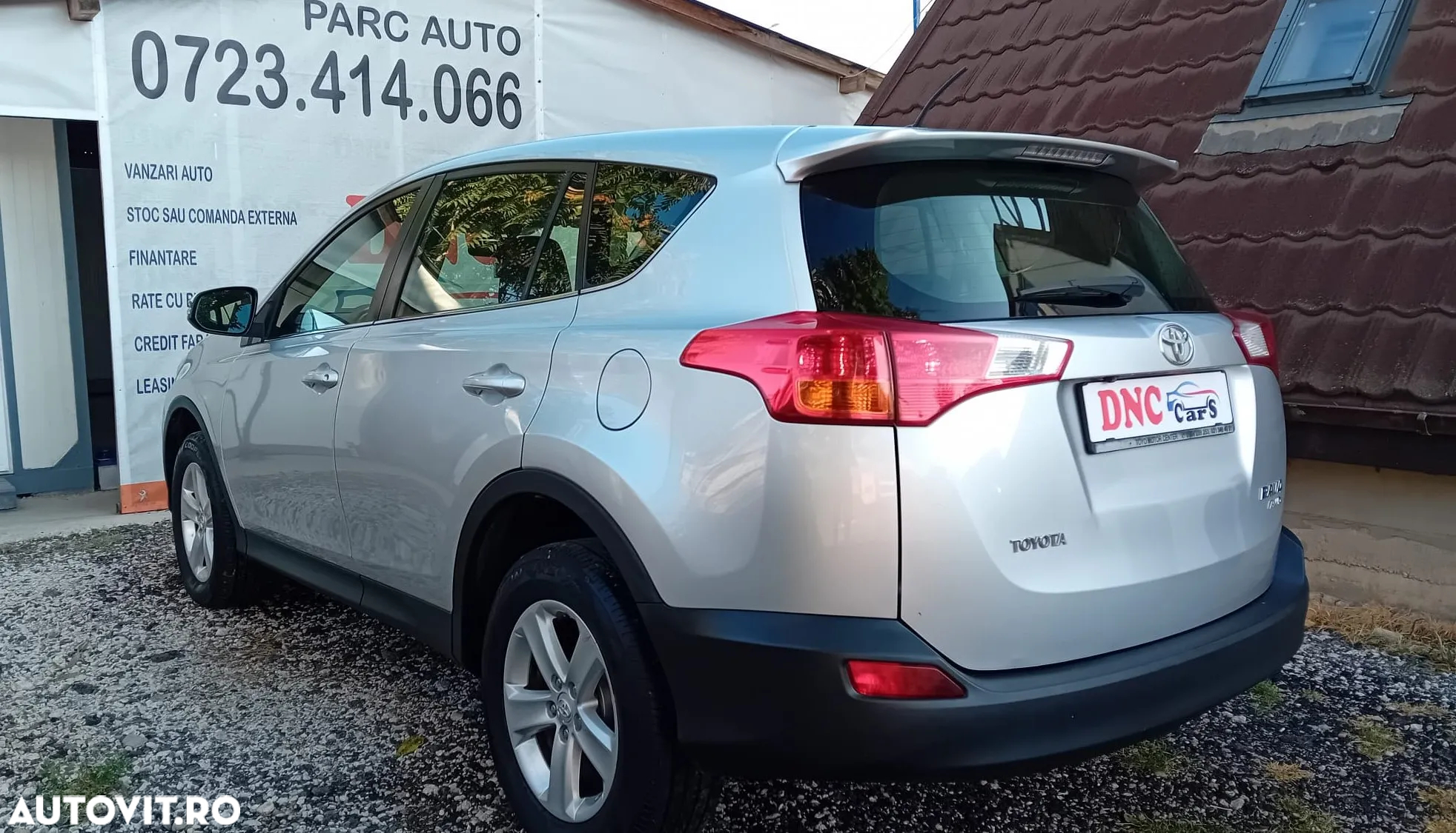Toyota RAV4 2.2 D-4D 4WD Executive - 4
